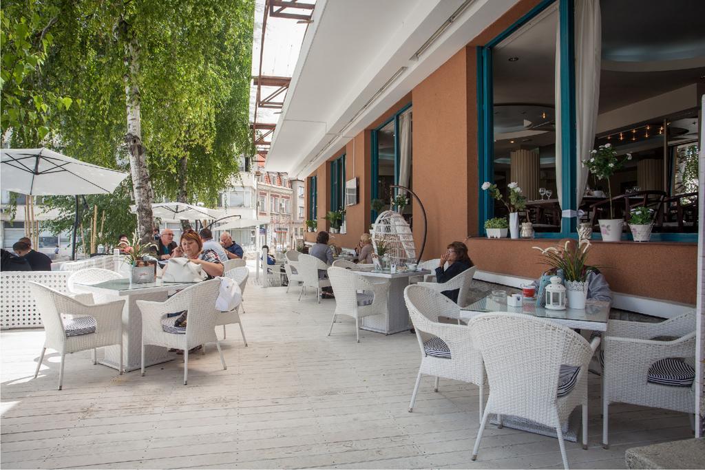 Hotel Rahovets Gorna Oryakhovitsa Exterior photo